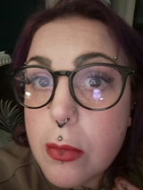Holly review photo