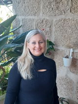 Maite B. review photo