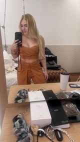 Larissa review photo