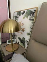 Loni review photo