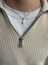 MelF review photo