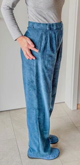 Claudia review photo