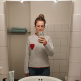 Lena J. review photo