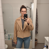 Salomé E. review photo