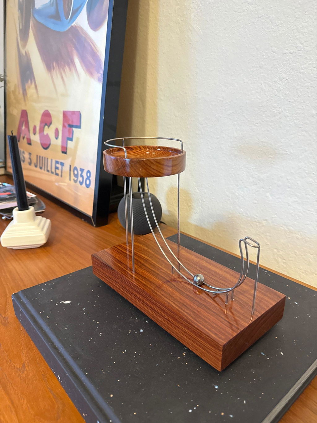 William Le's Perpetual Motion Machine ver.2 - (plz visit my Amazon store to buy it)