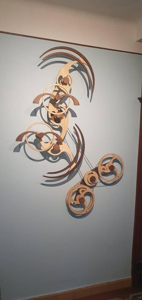 Kinetic Sculpture "Wings", Modern Art Decor - Wind up to power Wall Art