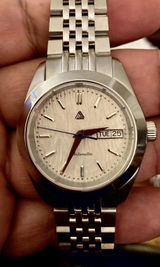L.G. review photo
