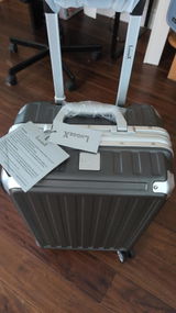 JJ review photo