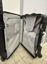 AA review photo