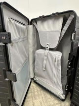 AA review photo