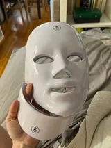 L***v review photo