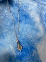 ’AeroMoss‘ Kite Shape Moss Agate Cluster Necklace