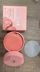 Chloe review photo