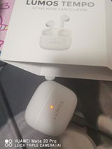 V.L. review photo