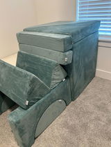 A. Lind review photo