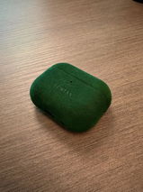 E. review photo