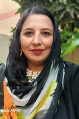 Asma Zarin review photo