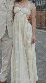 Lesley Woolf review photo