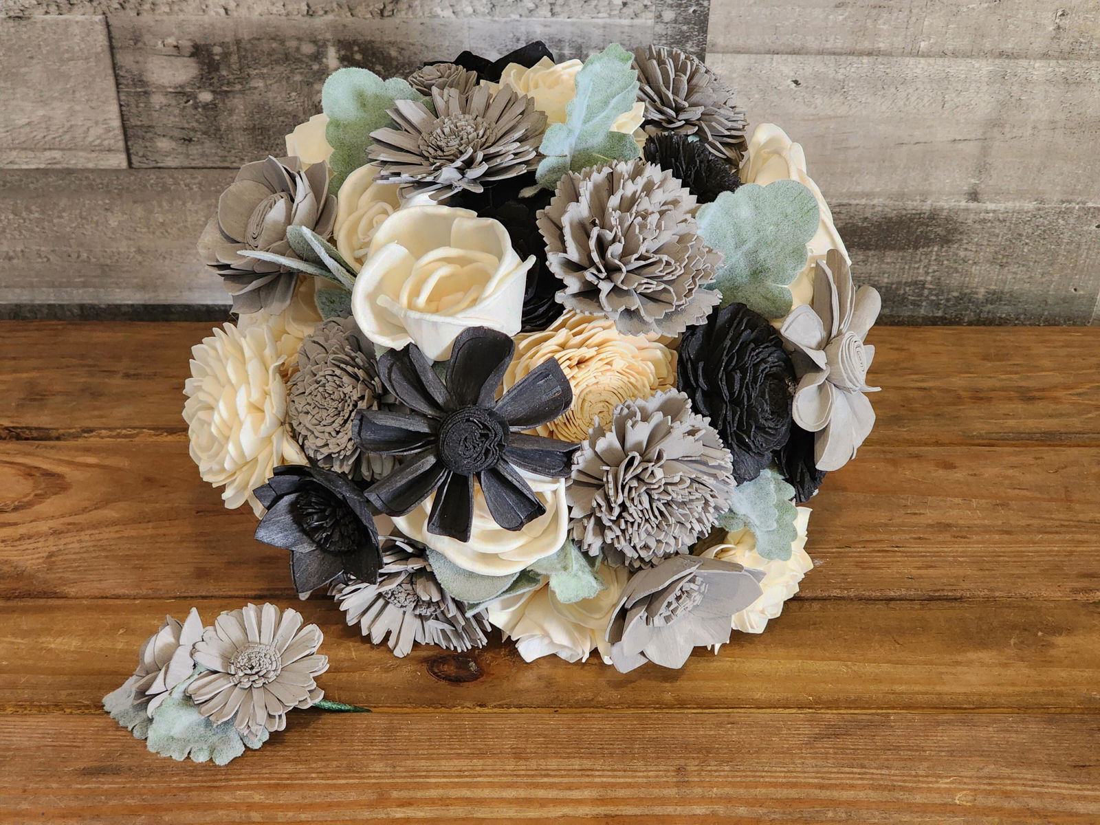 Black Dyed Sola Wood Flowers | Pack of 12 | Luv Sola Flowers