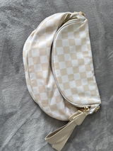 Isabella review photo