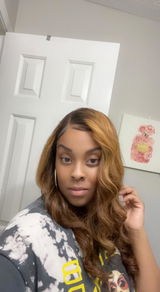 Ashley Williams review photo