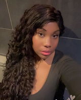 Nandi Shakira review photo