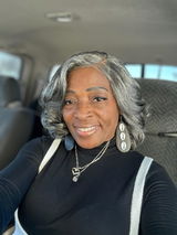 Dee review photo