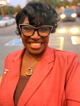 Natasha Alexander review photo