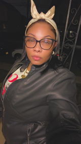 Toya review photo