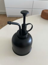 N***a review photo