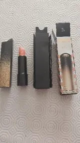 H***d review photo