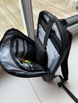 J***s review photo