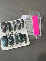 M***d review photo