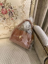 Rashida riazat review photo