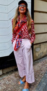 Anja review photo