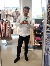 Akhilesh review photo