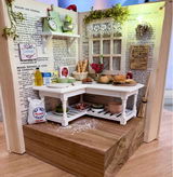 Anne Caston review photo