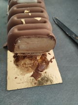 BOX BÛCHE DE NOËL CHOCOLAT, VANILLE, CARAMEL ET NOIX DE PECAN