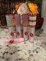 Dominique review photo