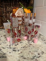 Dominique review photo