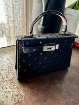 Louis Garcia review photo
