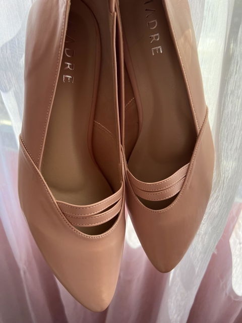 Stiora Pointed Kitten Heel