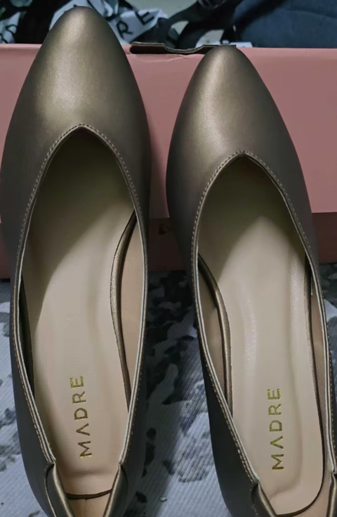 Vienna X Pointed Kitten Heel