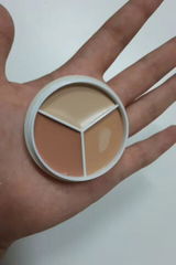 Clara Mello review photo
