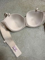 Chloe Hill review photo
