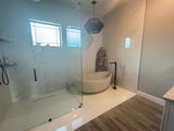 Shawna L. review photo