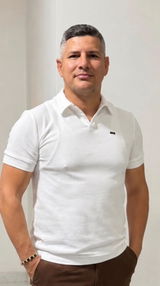 Adolfo Mario Wilches Muto review photo