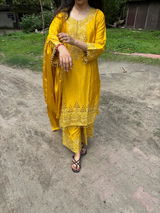 Kirti Sharma review photo