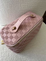 Evelyn J. review photo