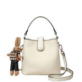 Vivienne review photo